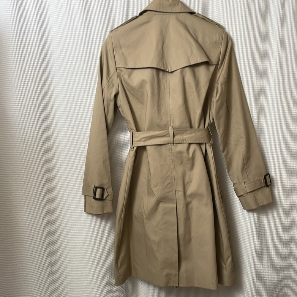Women’s Spring Coat - Picture 2 of 6